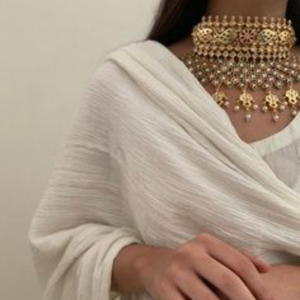 Ways To Set Off Jewellery With Kurti.