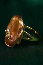Baroque Freshwater Pearl Bee Ring