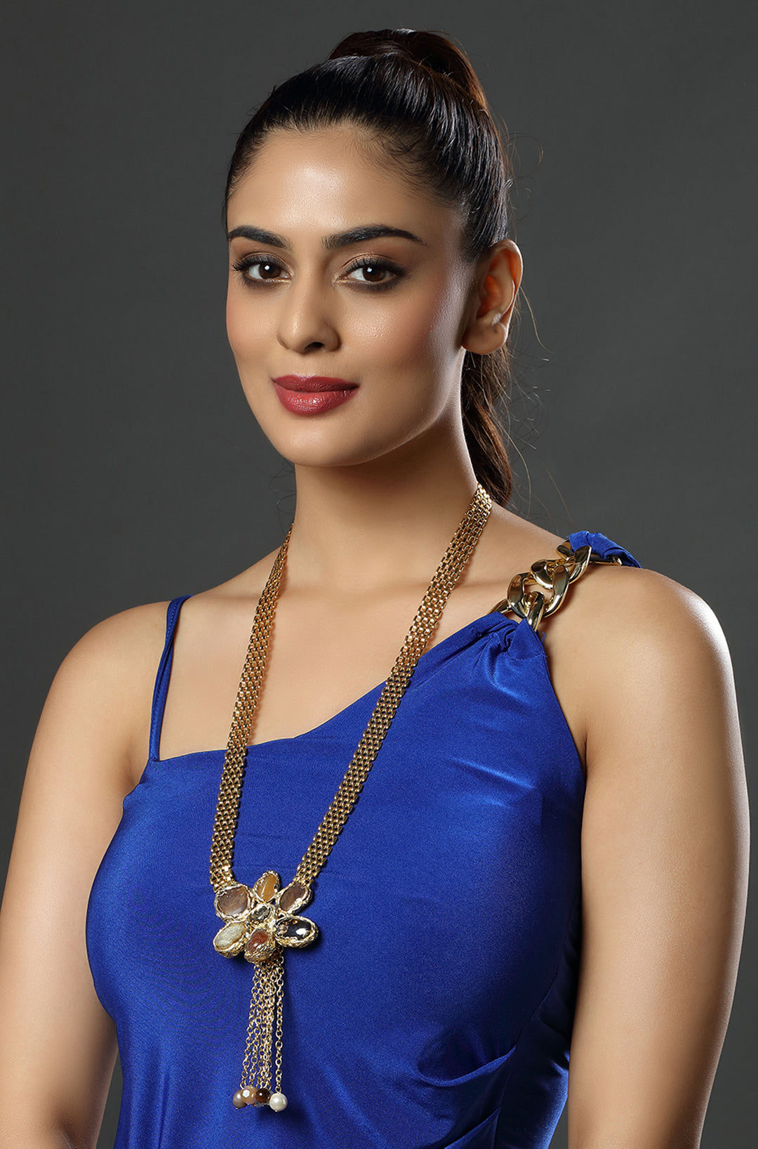 Regal Flower Chain Necklace