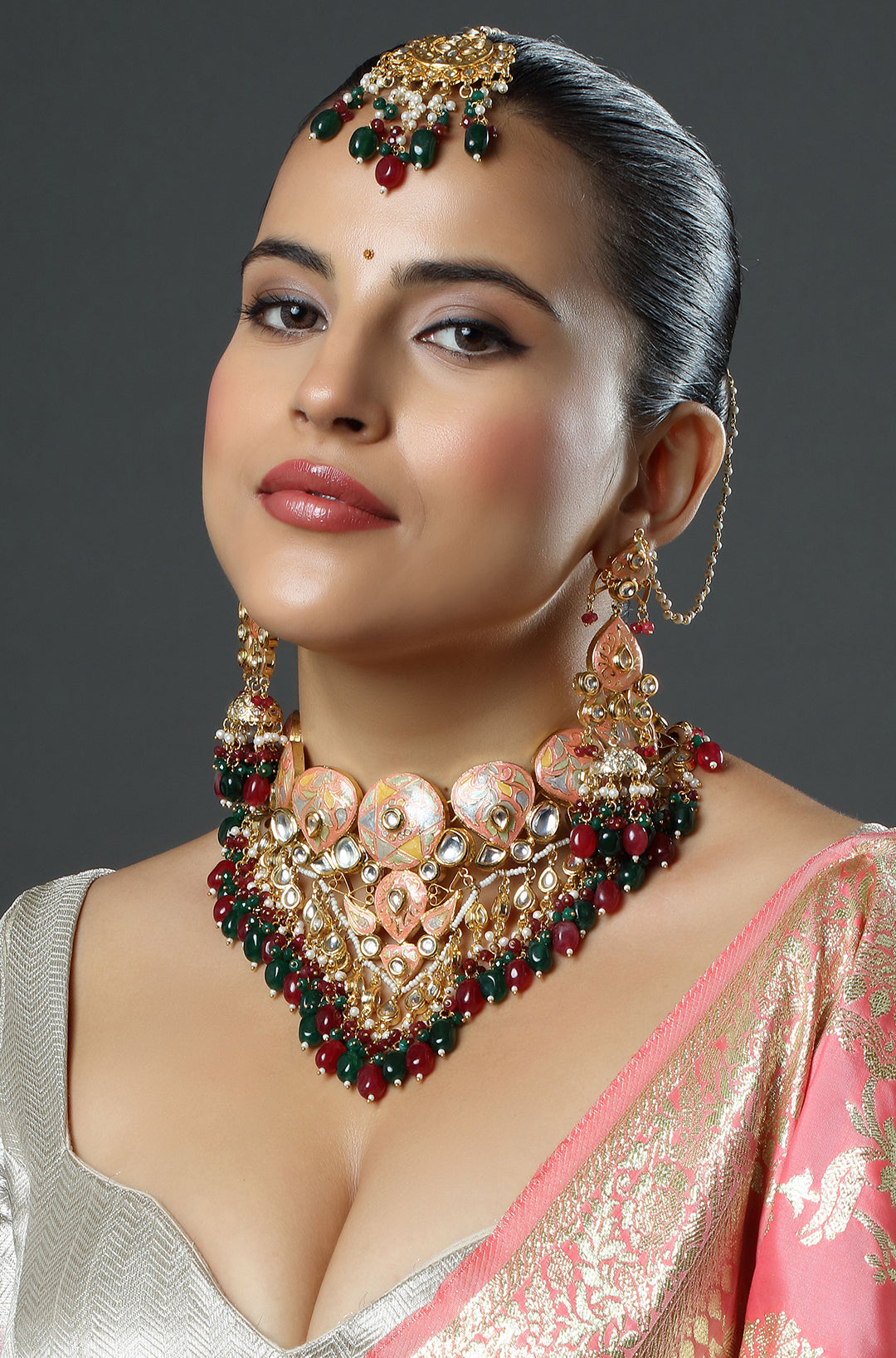 Sadiki Pachi Kundan Necklace with Maang Tika