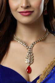 Teardrop Glamour Necklace
