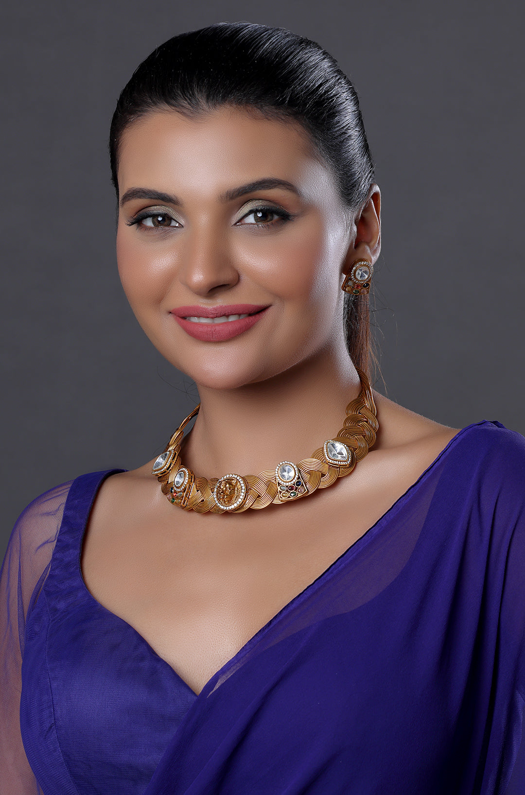 Statement Textured Choker set