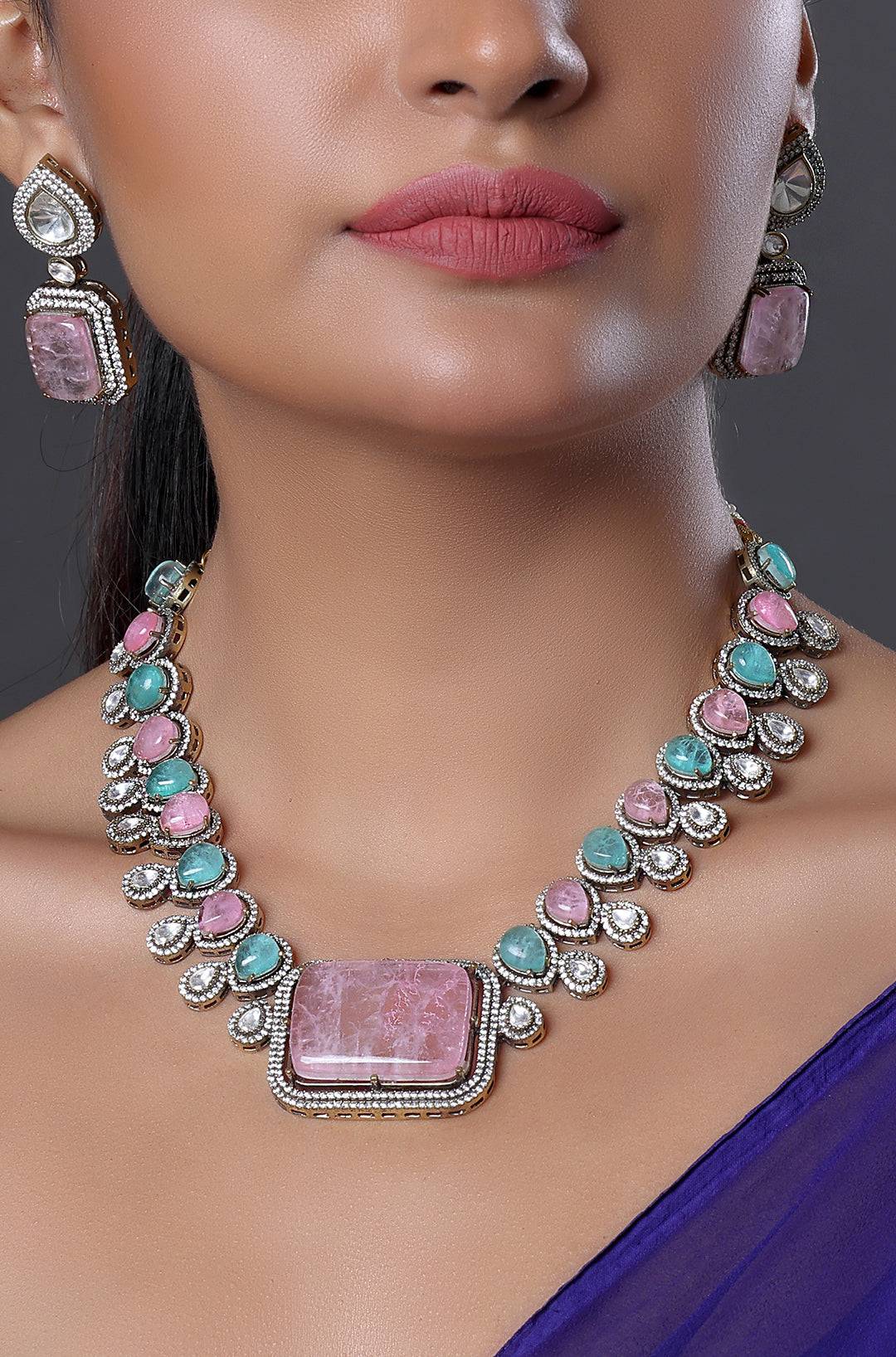 Reception Style Large Pendant Necklace Set