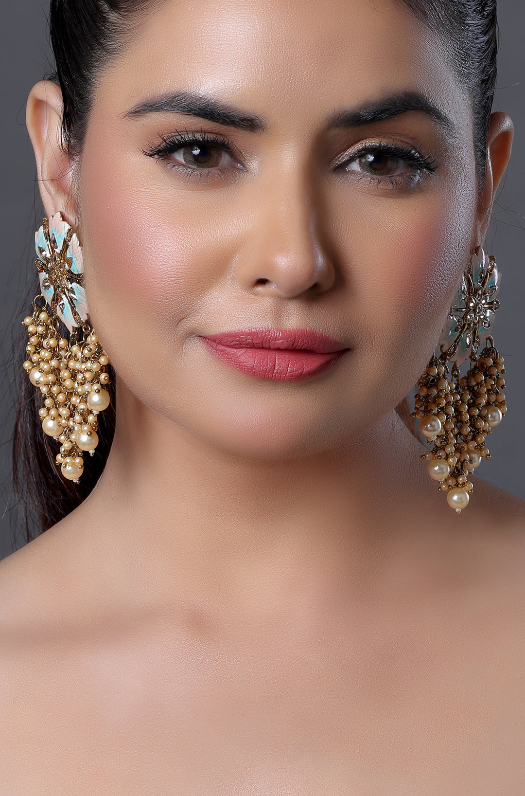 Nupur Danglers