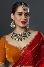 The Emerald Radiance Necklace