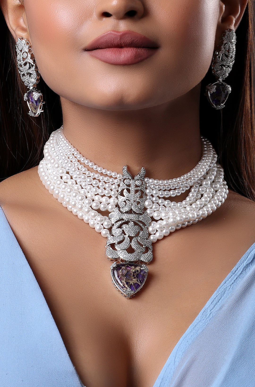 Beautiful White Pearl Statement Choker Necklace