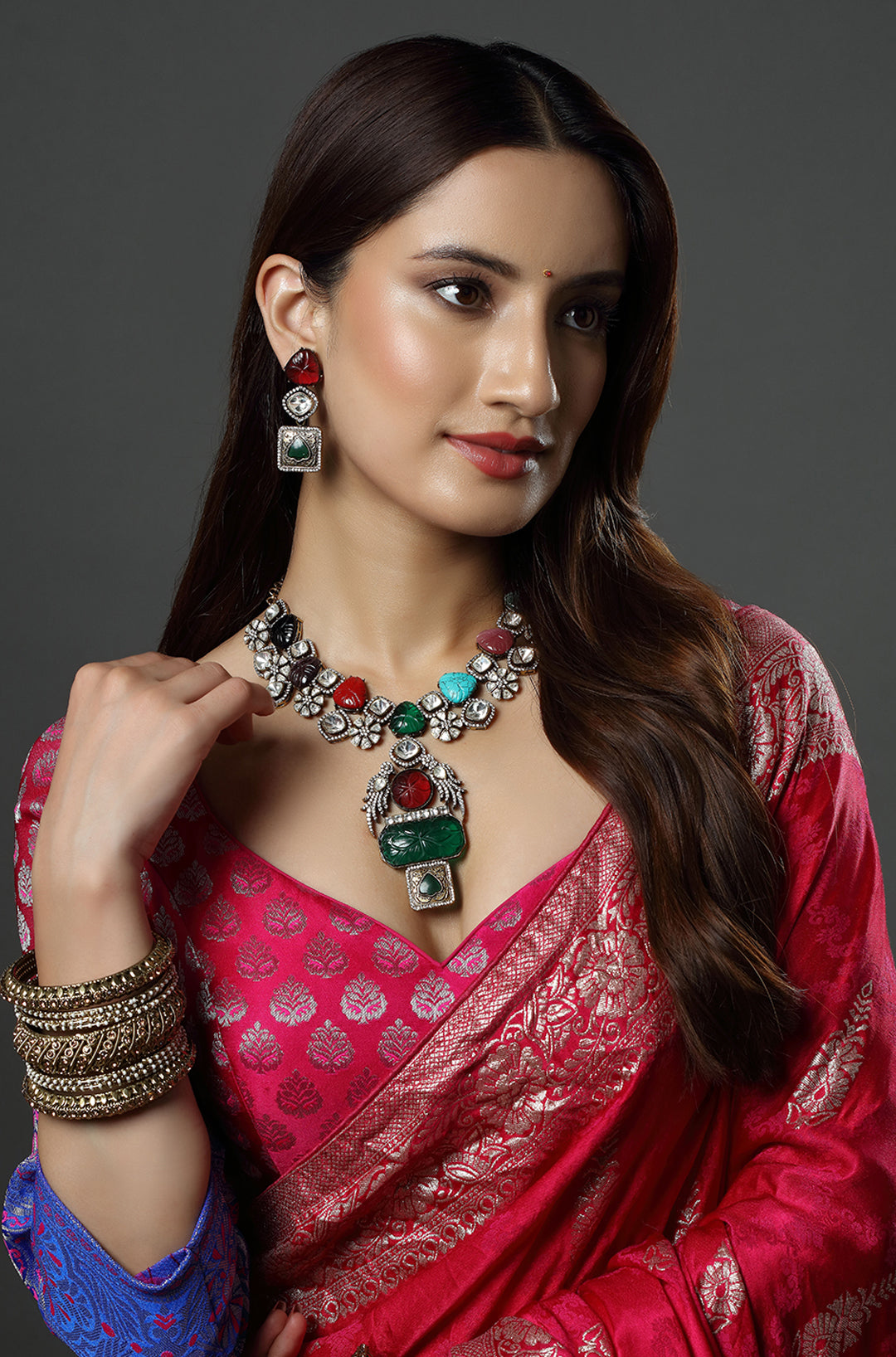 Miniature Royal Victorian Neckpiece - Red with Green