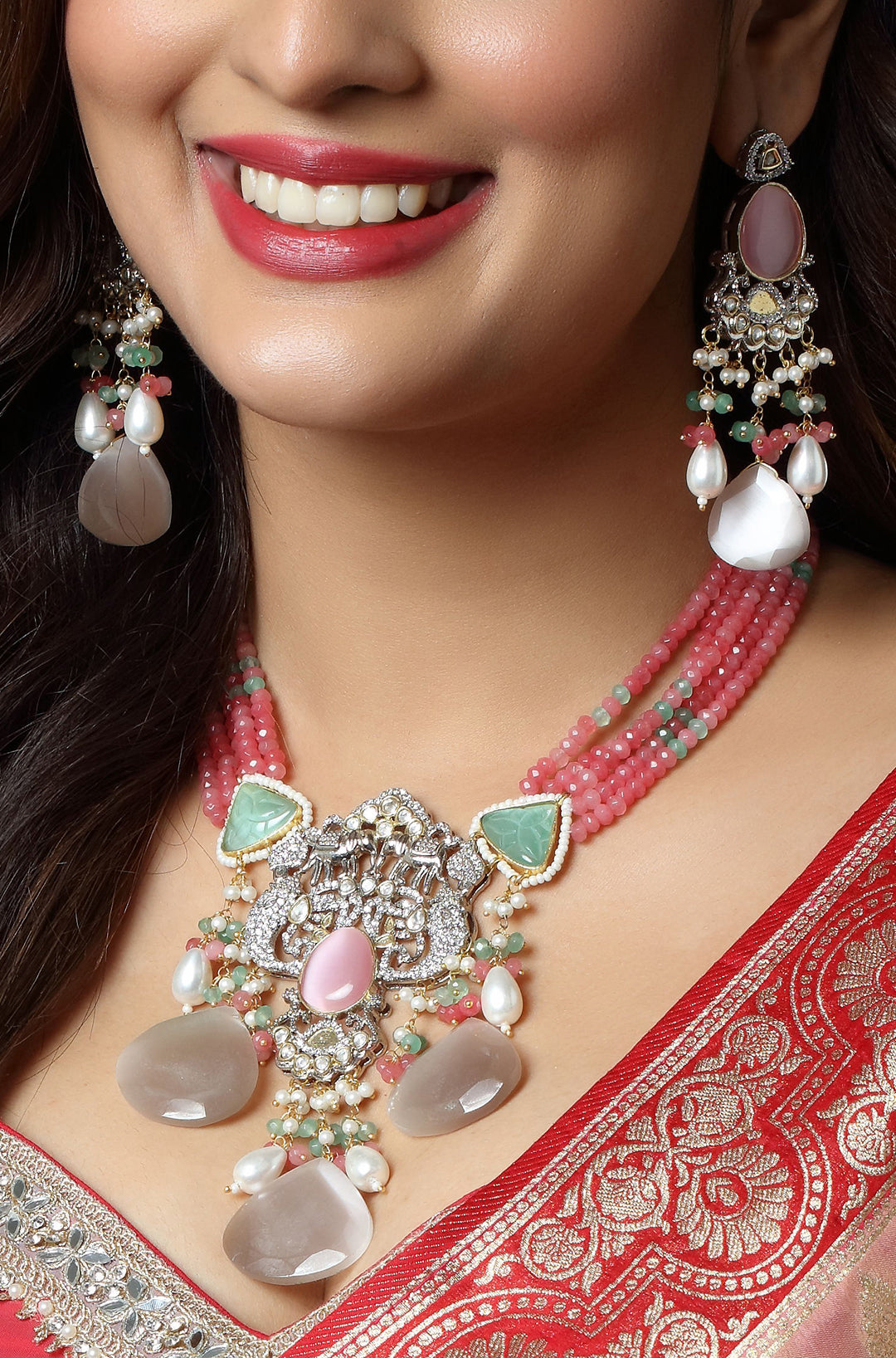 Serene Petal Necklace