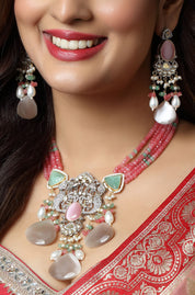 Serene Petal Necklace