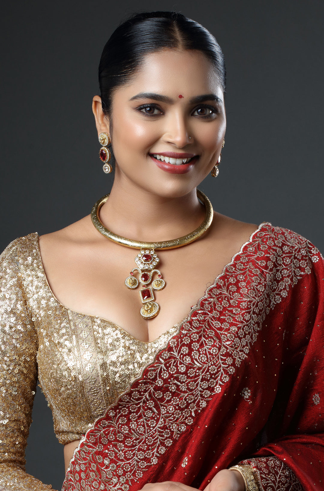 Elegant Gemstones Choker Necklace Set