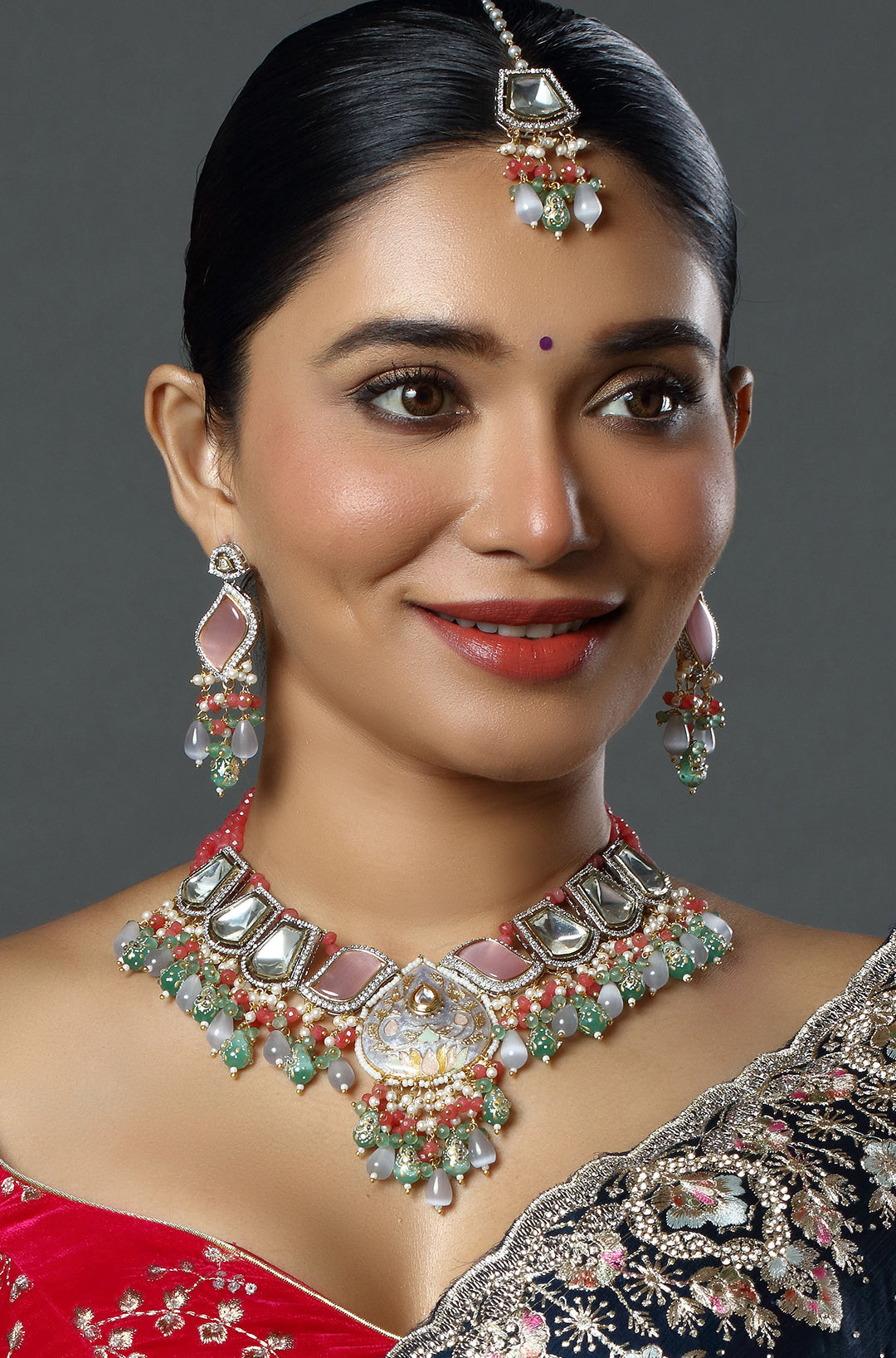 Soft Serenity Kundan Necklace