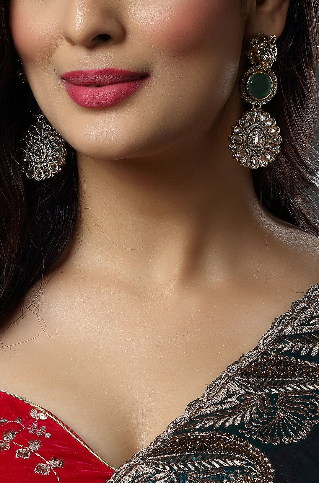 Tiger Shaped Stud with Pearl and Gold plated Earring
