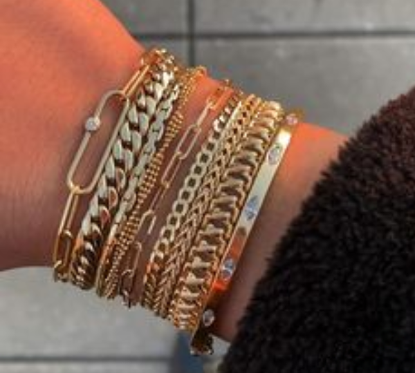 Decorate your wrist with a hot bracelet.