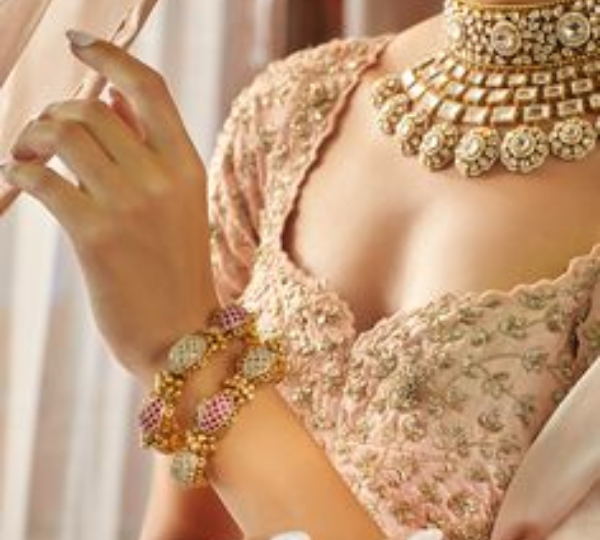 Jewellery For Your Lehenga.