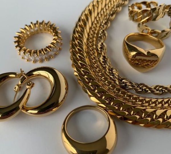 Jewellery Styling Tips.