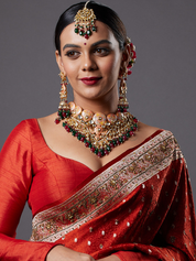 Sadiki Pachi Kundan Necklace with Maang Tika