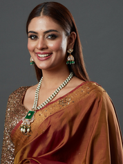 Aesthetic Pearl Necklace with Green Emerald Stone & Polki