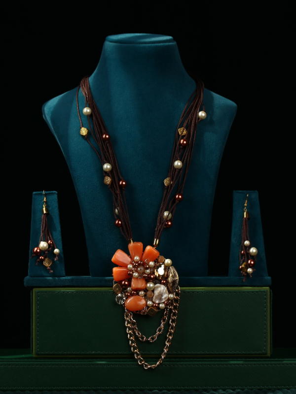 Creative and Unique Stone Design Necklace Set