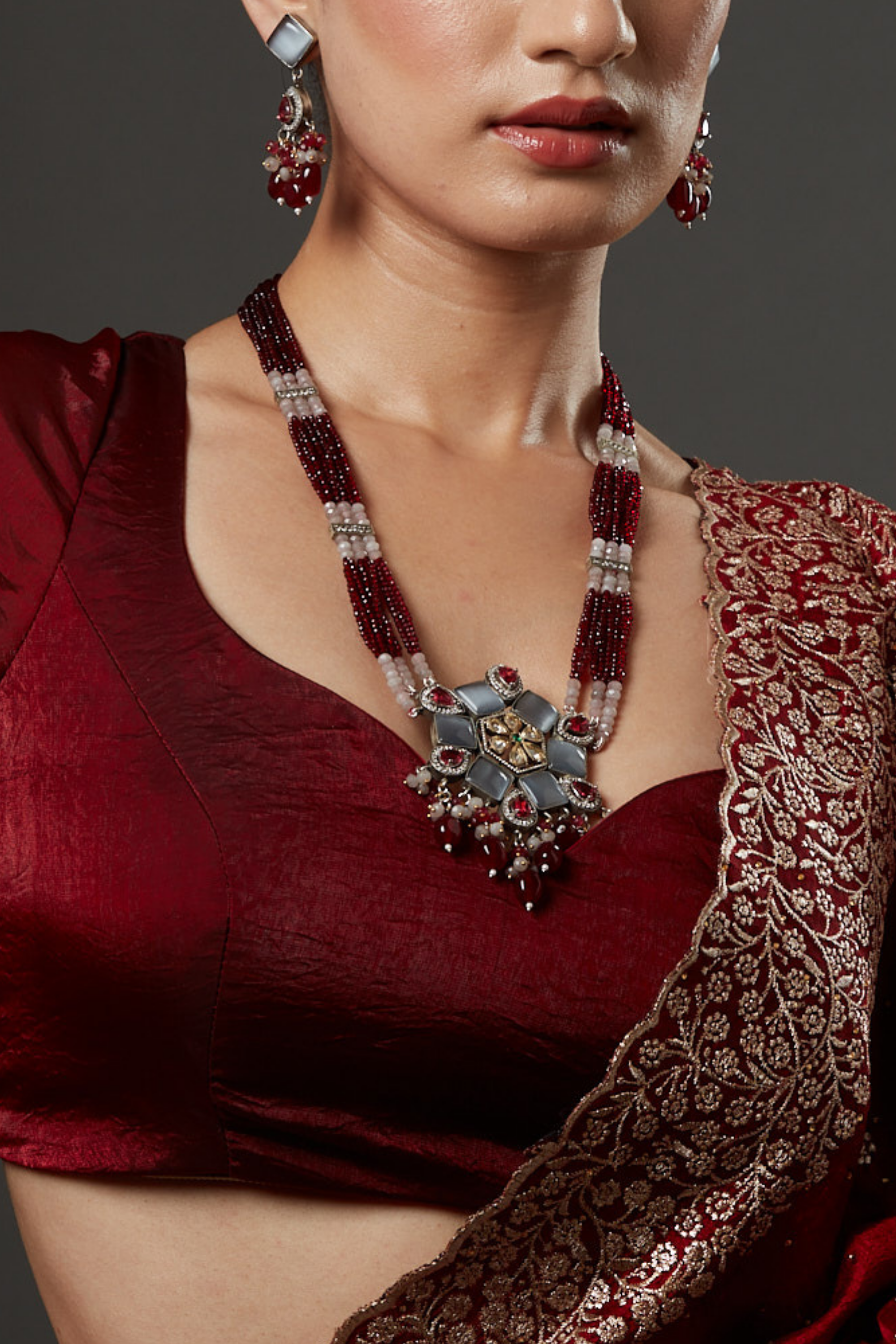 Gold Finish Kundan Polki & Grey Agate Bead Necklace