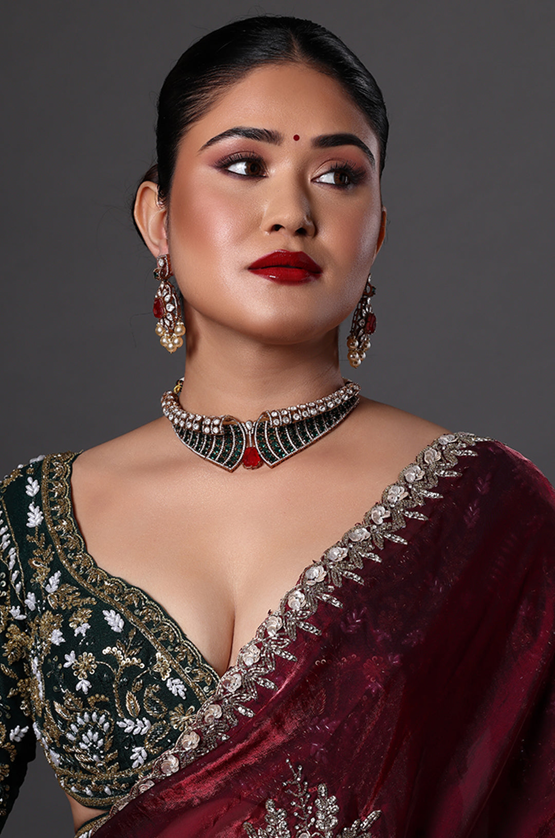Luxurious Ruby Center Choker Necklace
