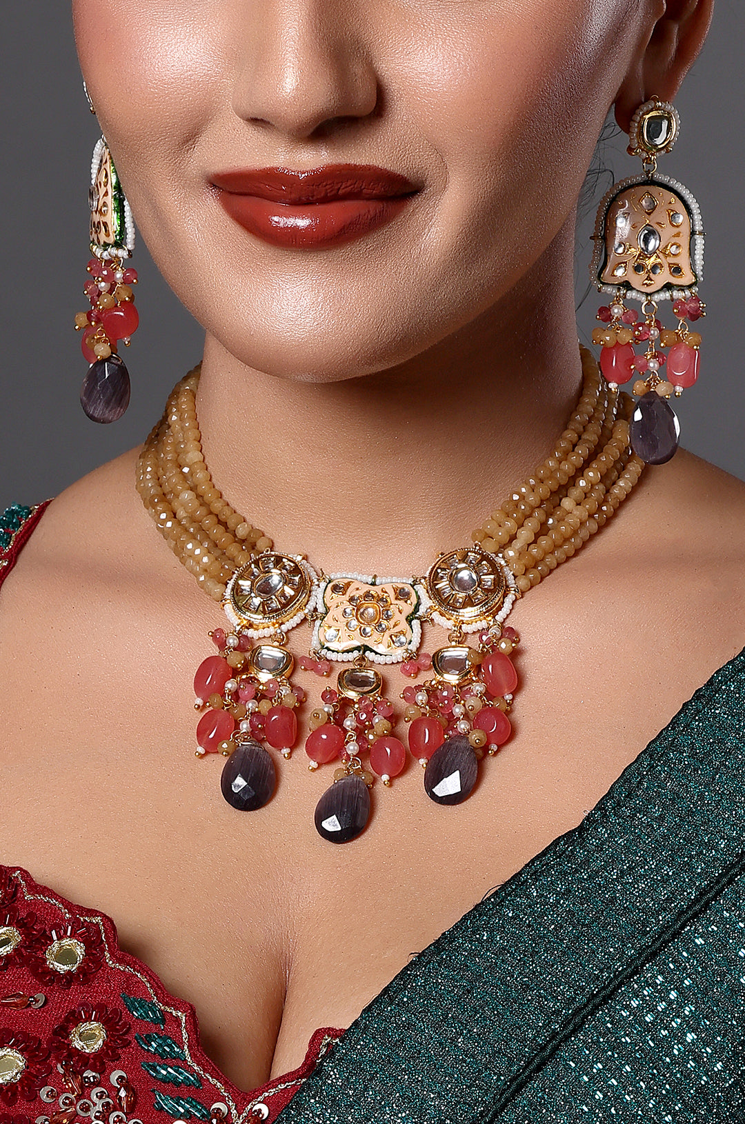 Royal Laakh Choker Necklace Set