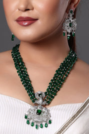 Emerald Green Beaded Necklace with Diamond Pendant