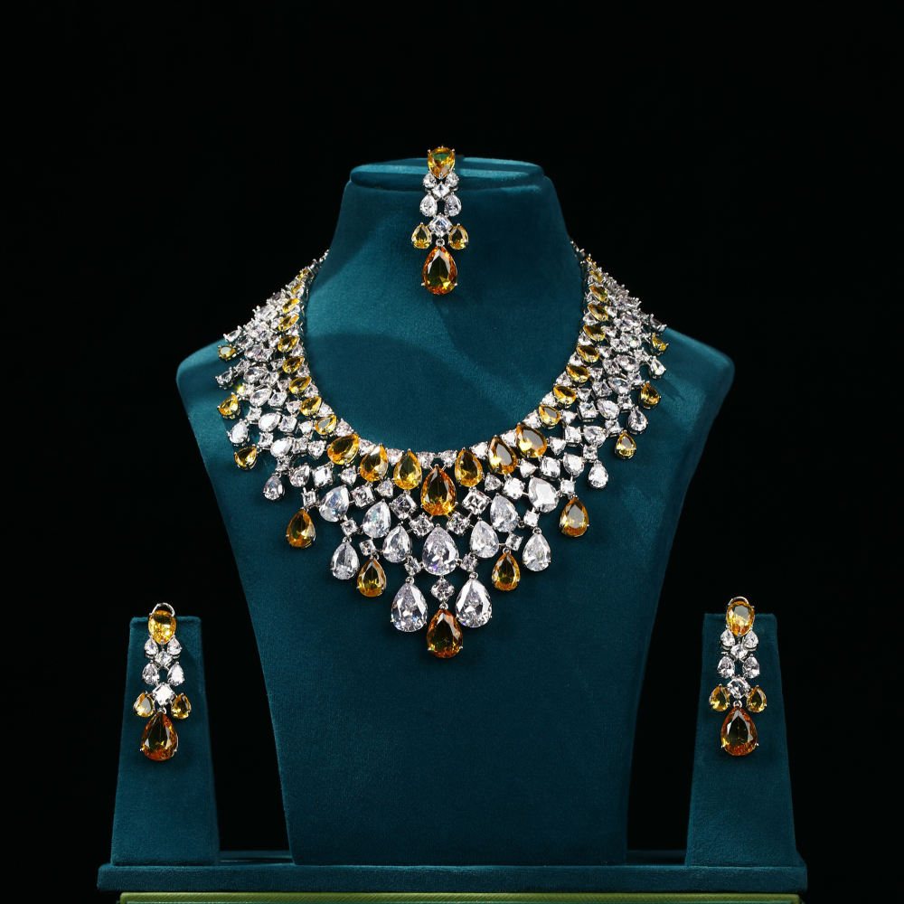 Large Diamond Necklace Set with Maang Tika