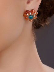 Small Flower Shaped Stud