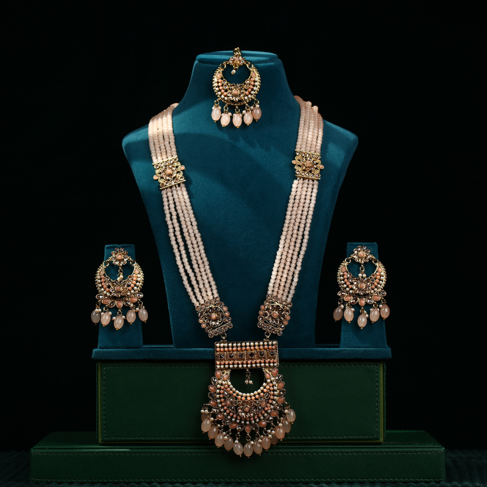 Royal Beaded Necklace Set with Maang Tika