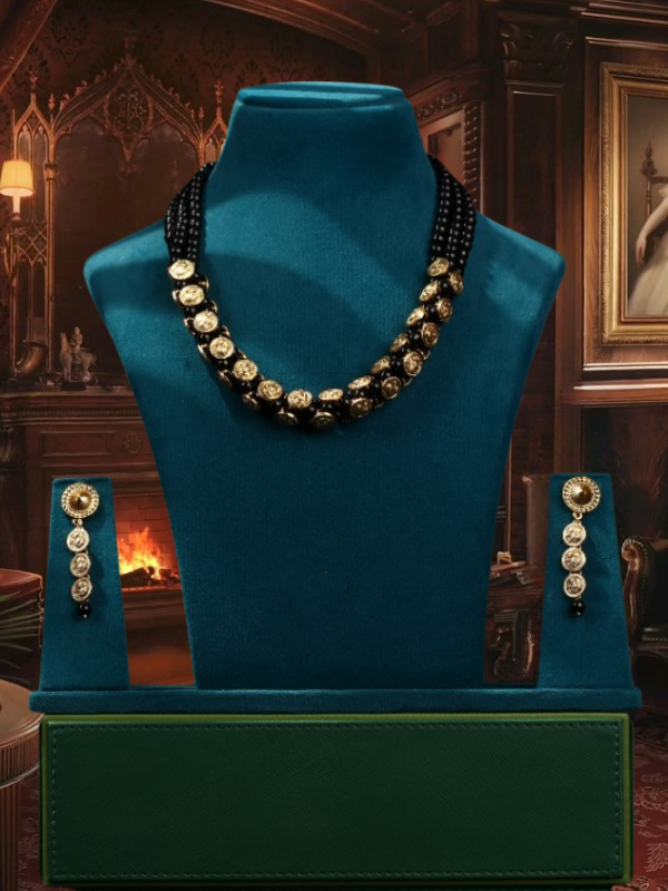 Elegant Cocktail Necklace