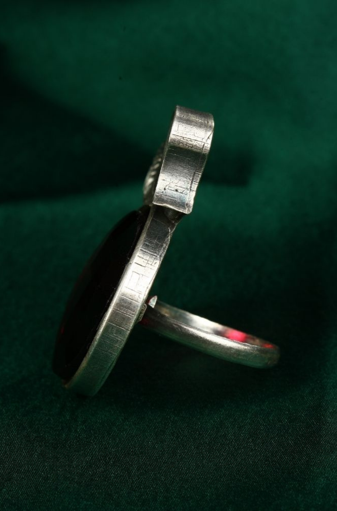 Vintage Solid Sterling Silver Elephant Stone Ring