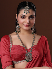 Green Polki Pendant Necklace with Maang Tika