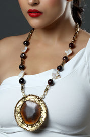 The Sunburst Shell Necklace