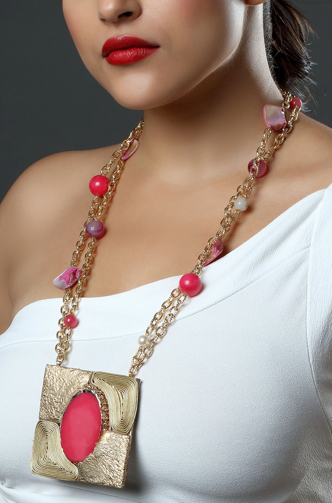The Fuchsia Square Necklace