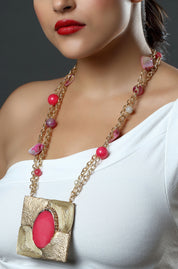 The Fuchsia Square Necklace