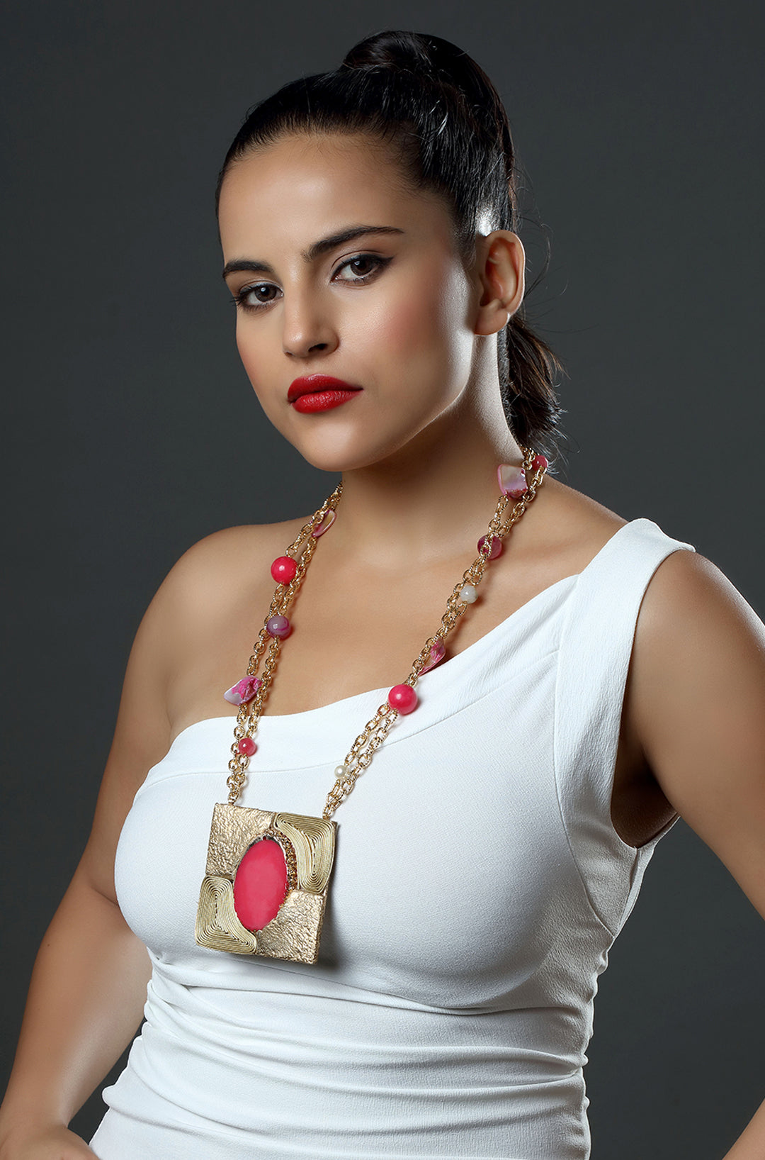 The Fuchsia Square Necklace
