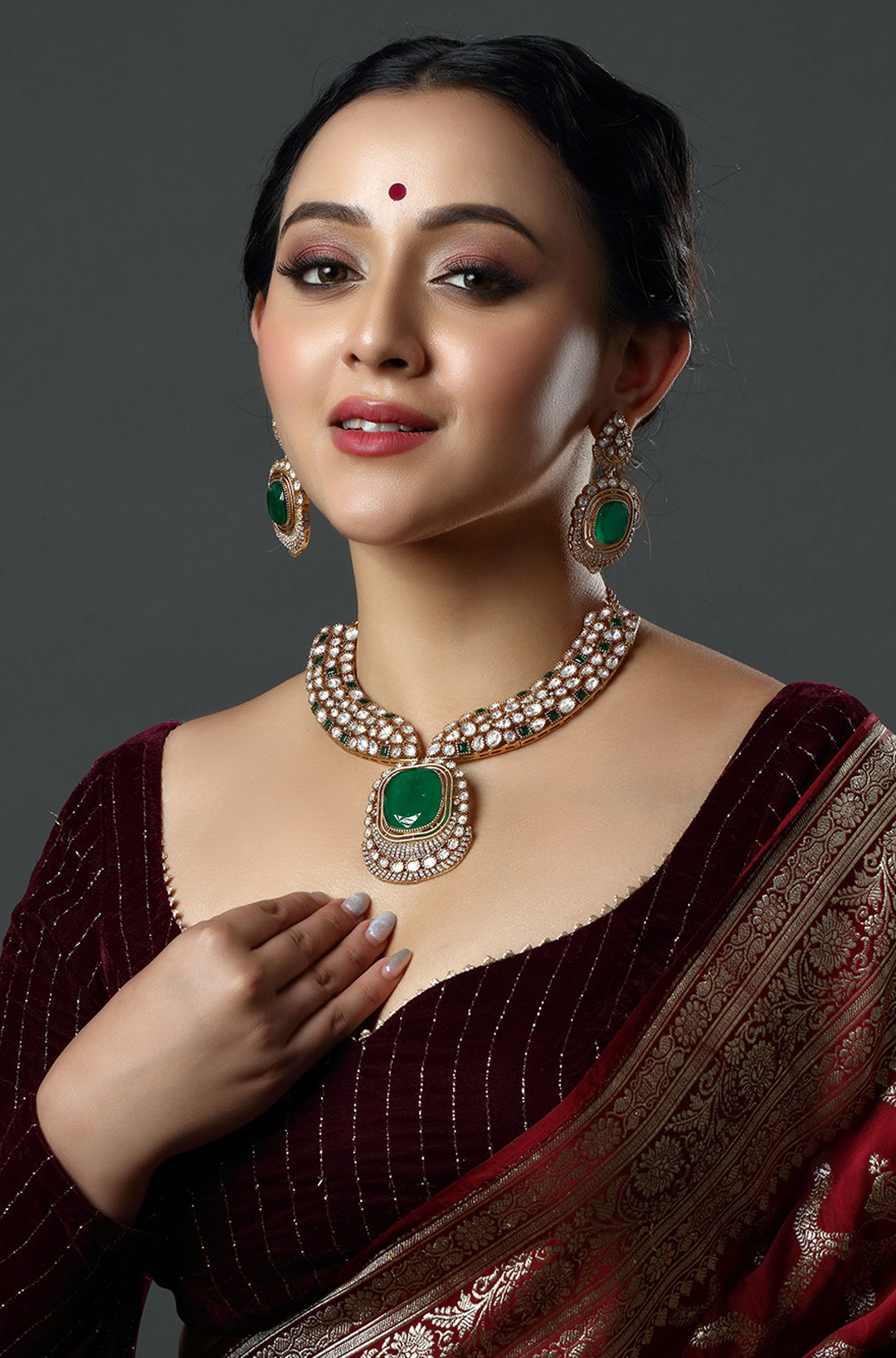 Green Emerald Victorian Choker Necklace
