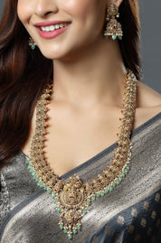 The Classic South Indian Bride Necklace