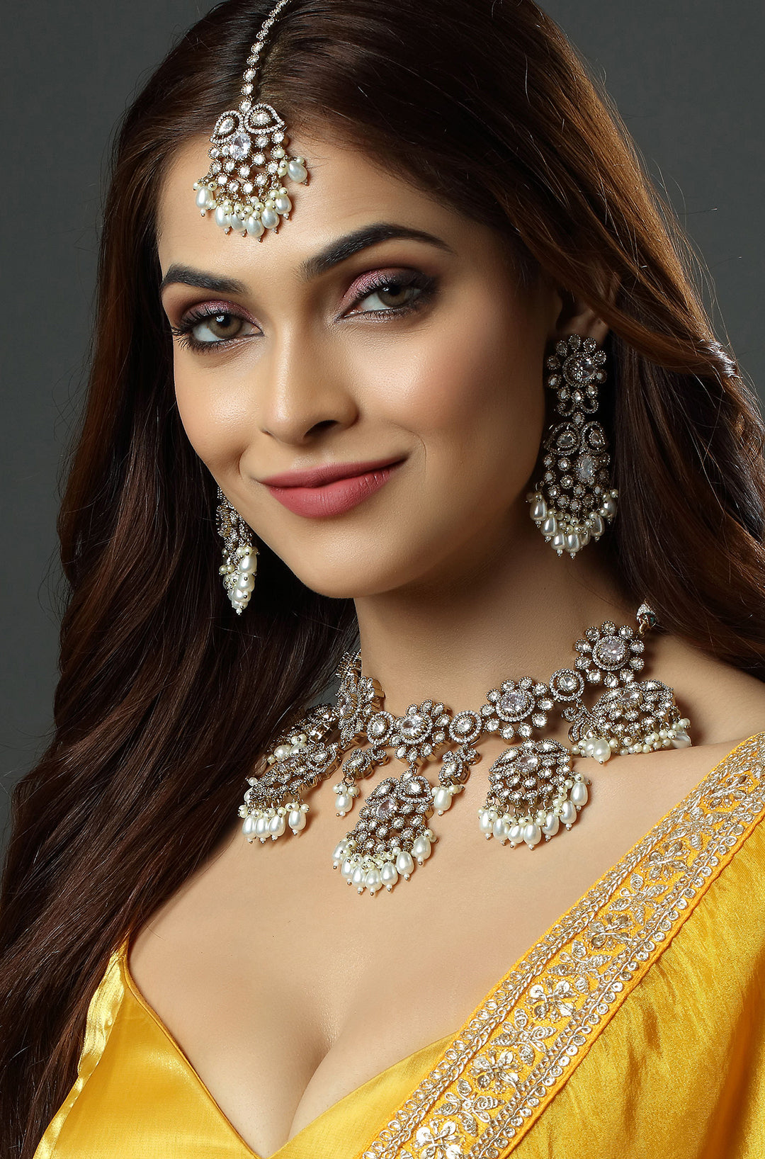 Chandni Grandeur Necklace