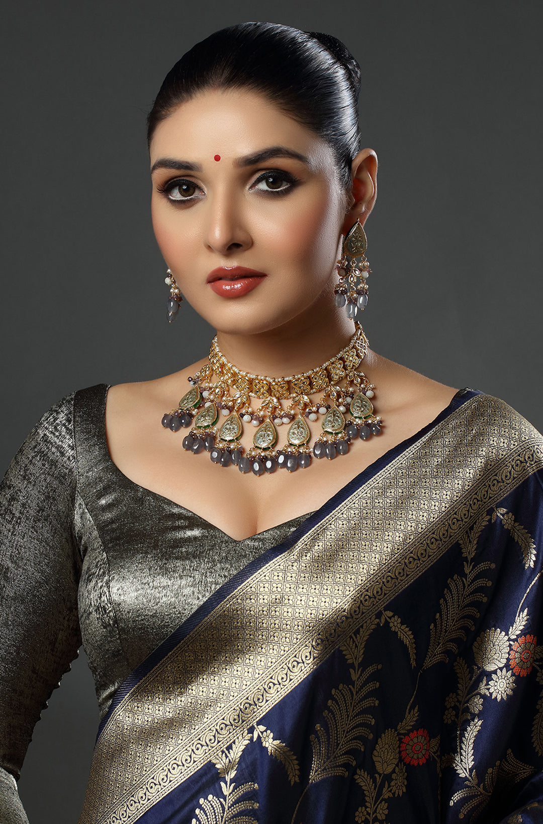 Kundan Drop Style Pearl Gold Toned Handcrafted Brass Necklace