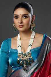 The Royal Emerald Maharani Hasli Necklace