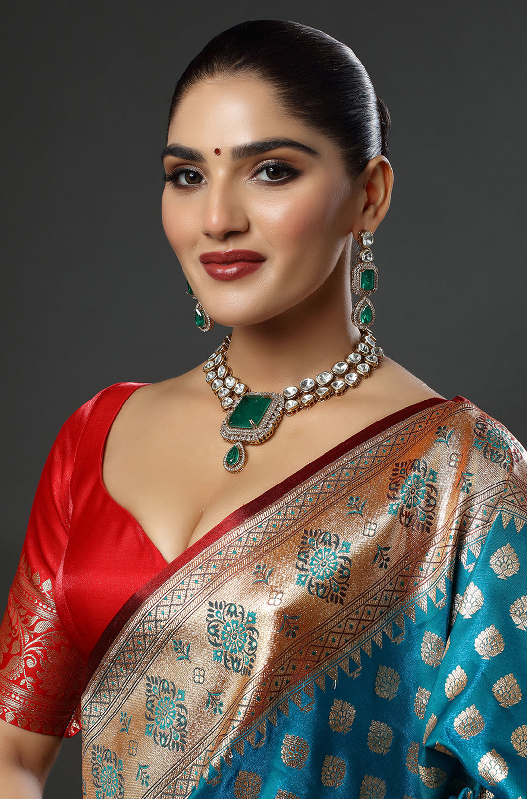 The Heritage Medallion Suite Necklace