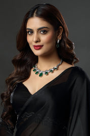 The Waves of Verdance Ensemble Necklace
