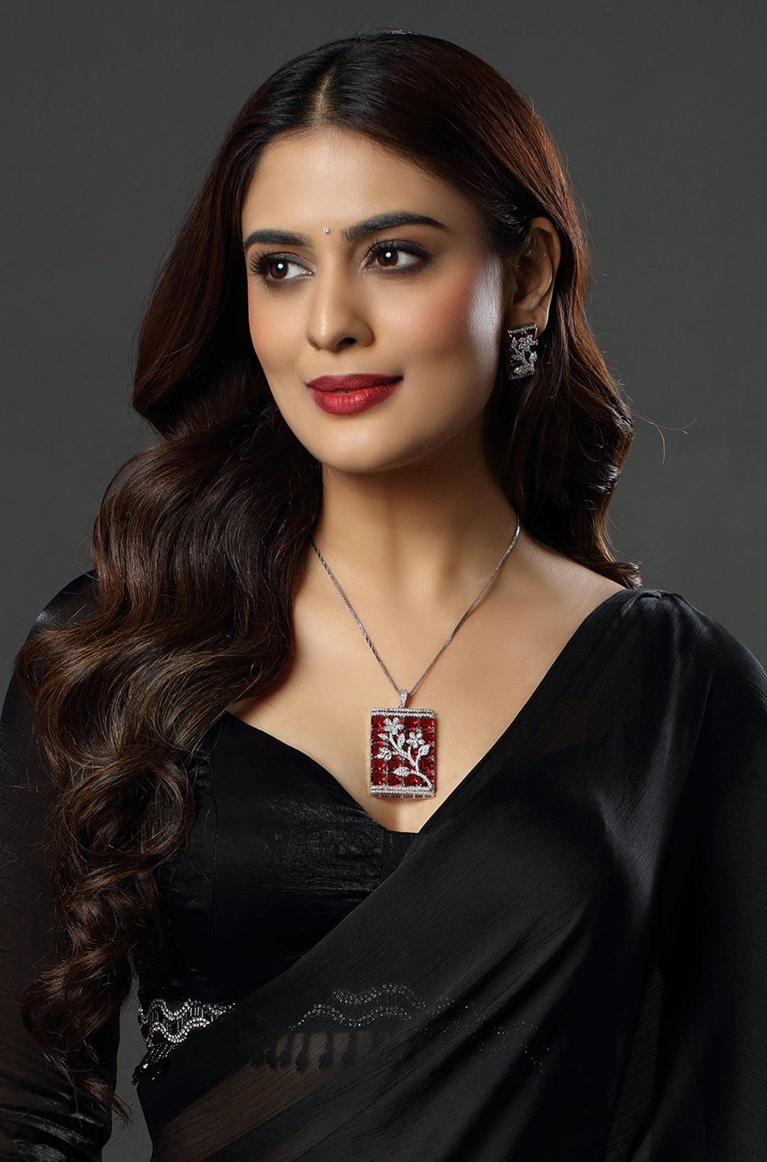 Radiant Red Vines Necklace