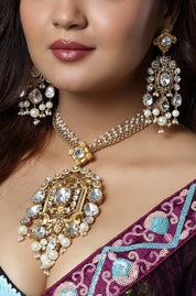 Noor Heritage Polki Pearl Pendant Set