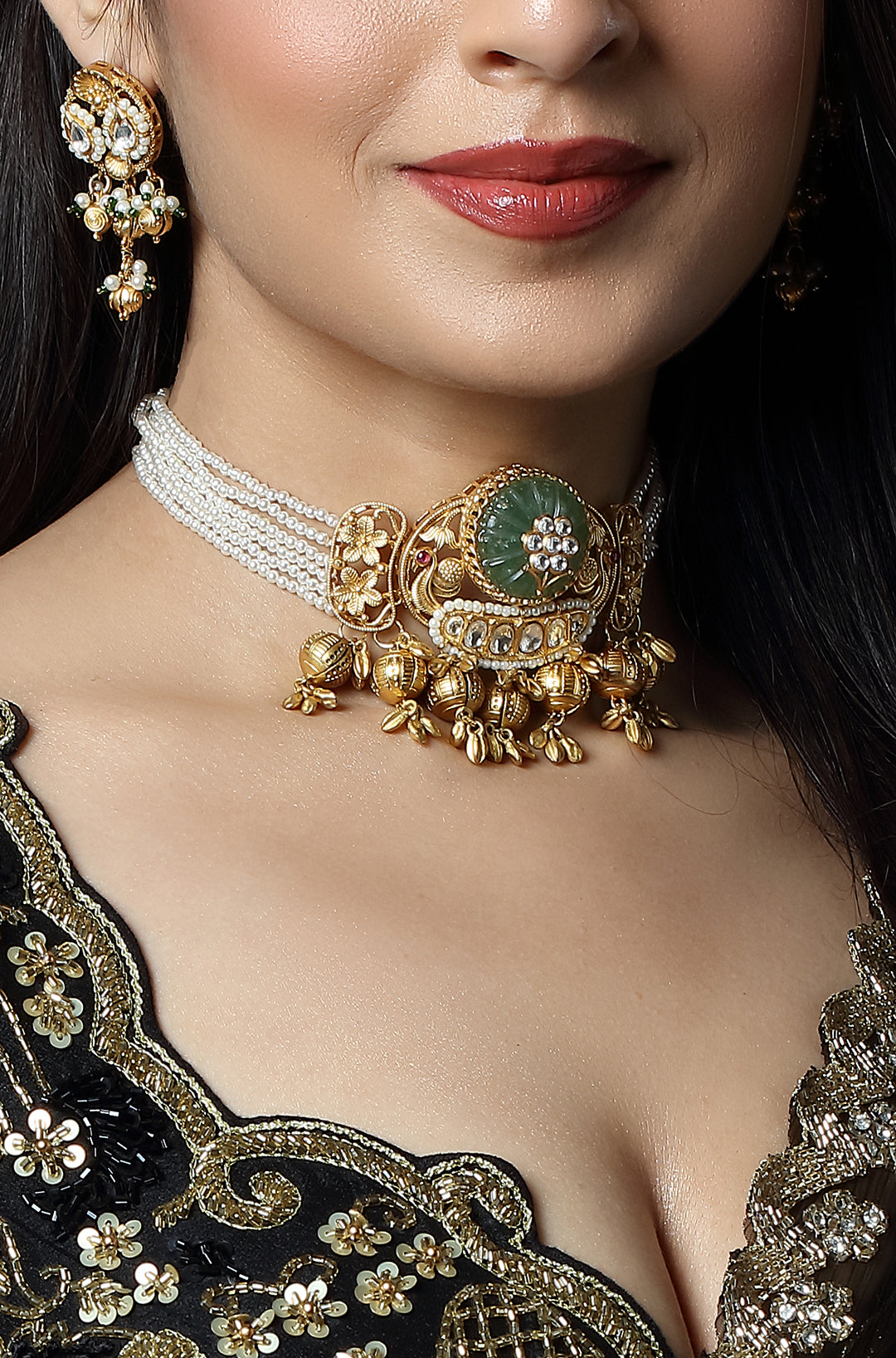 Heritage Pearl Temple Drop Choker
