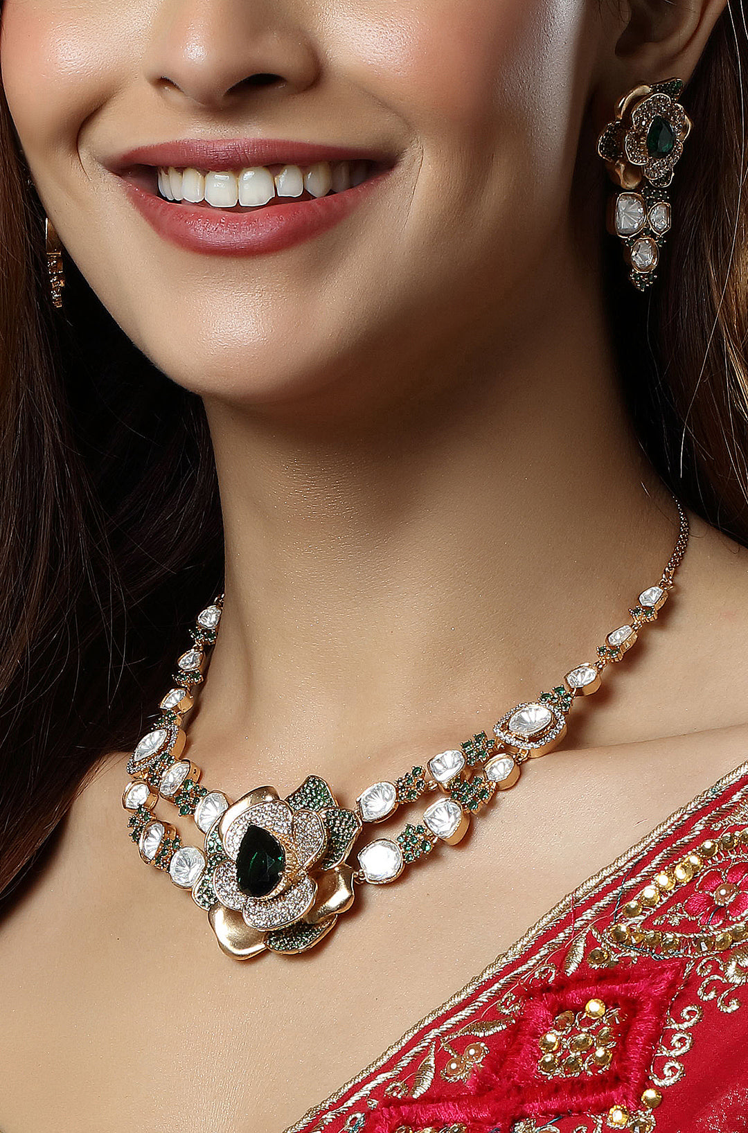 Verdant Sparkle Necklace