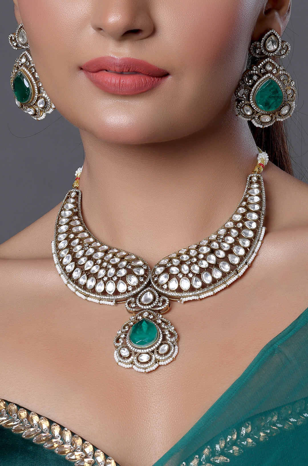 Kundan and Diamond Necklace Set with Emeralds