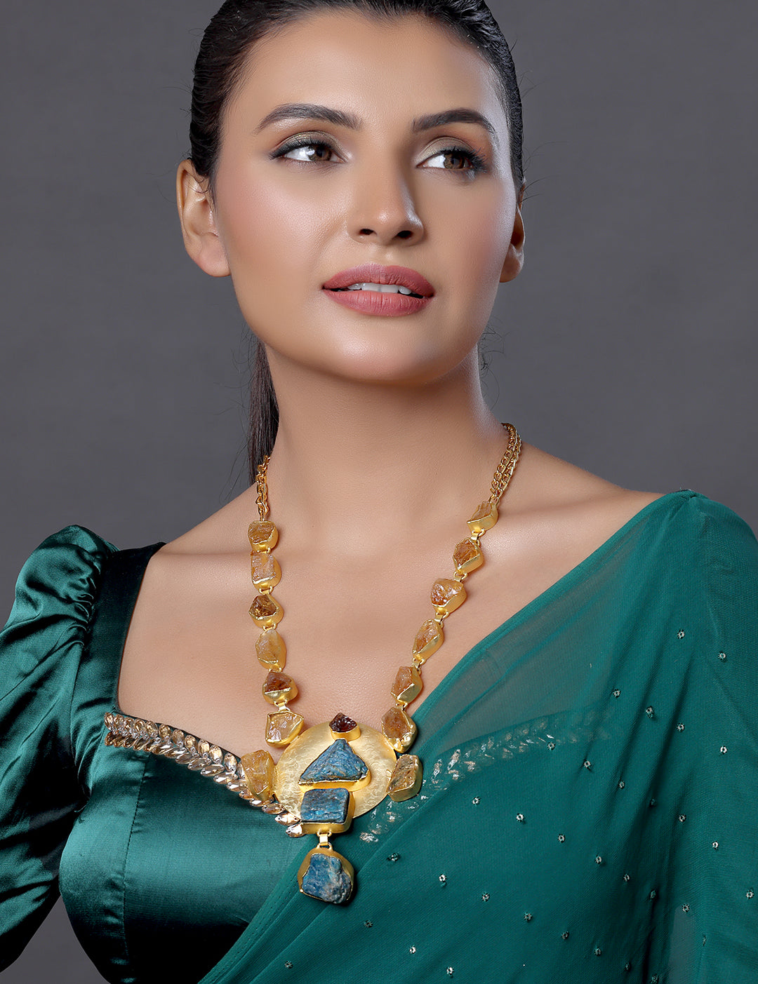 SHELLYJEWELLERS_2025_01_170674_4df6defd-8297-4e51-bf07-45320160b04f.jpg