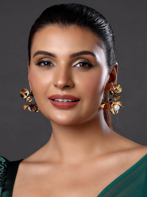 Gold Plated Contemproray Hoop with Pearl